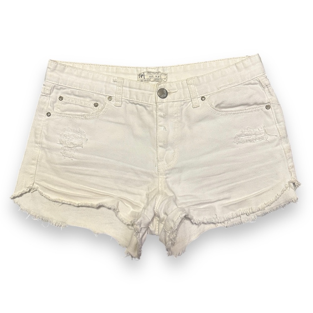 Free People Distressed White Denim Shorts Size W 28 Mid-to-High Rise Frayed Hem